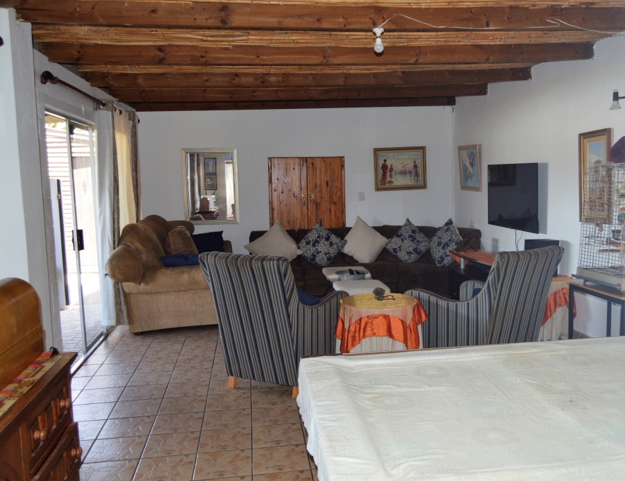 4 Bedroom Property for Sale in Britannia Bay Western Cape
